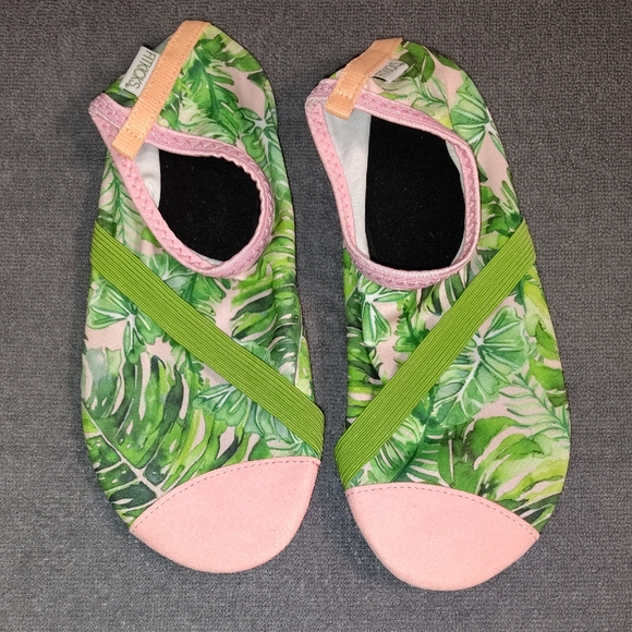 Tropic Women's Slip-On Shoes - Pink and Green - Picture 1 of 4